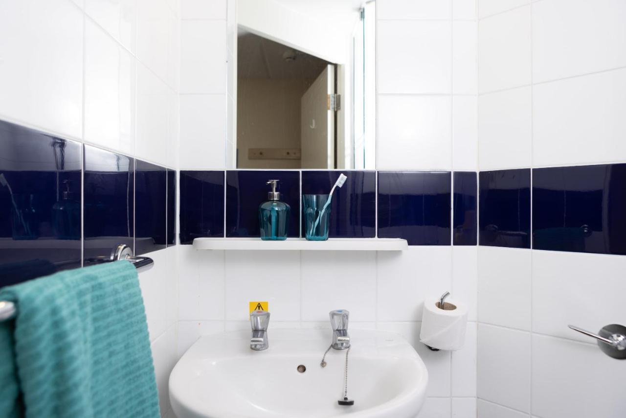 Lovely Ensuite Room With Shared Kitchen Greenwich London Exteriör bild